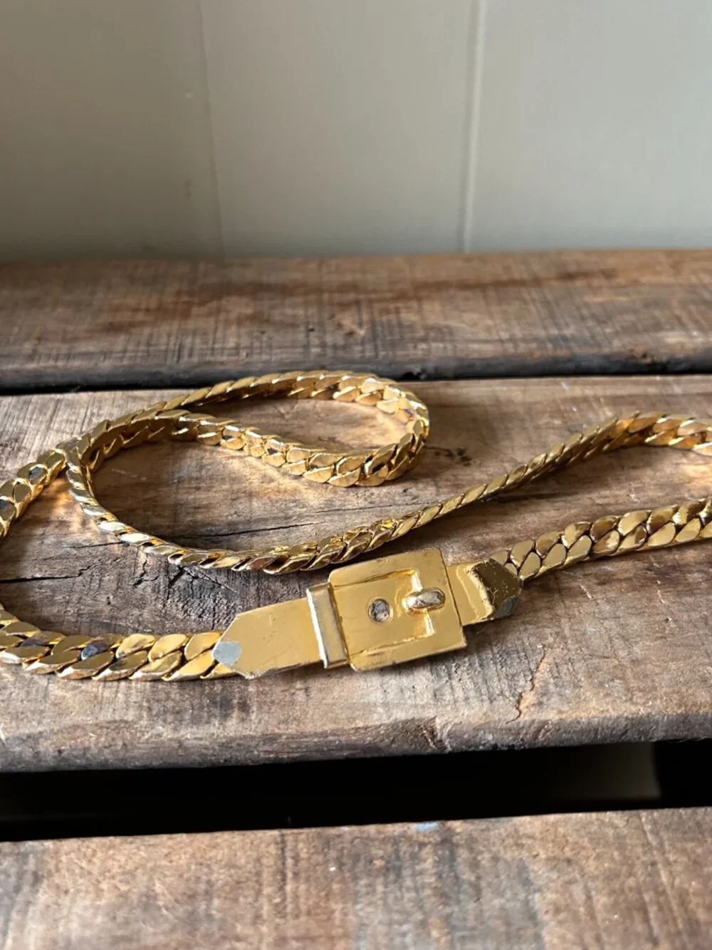 VINTAGE Heavy Thick Gold Chain Belt With Gold Clasp Buckle - Picture 2 of 6